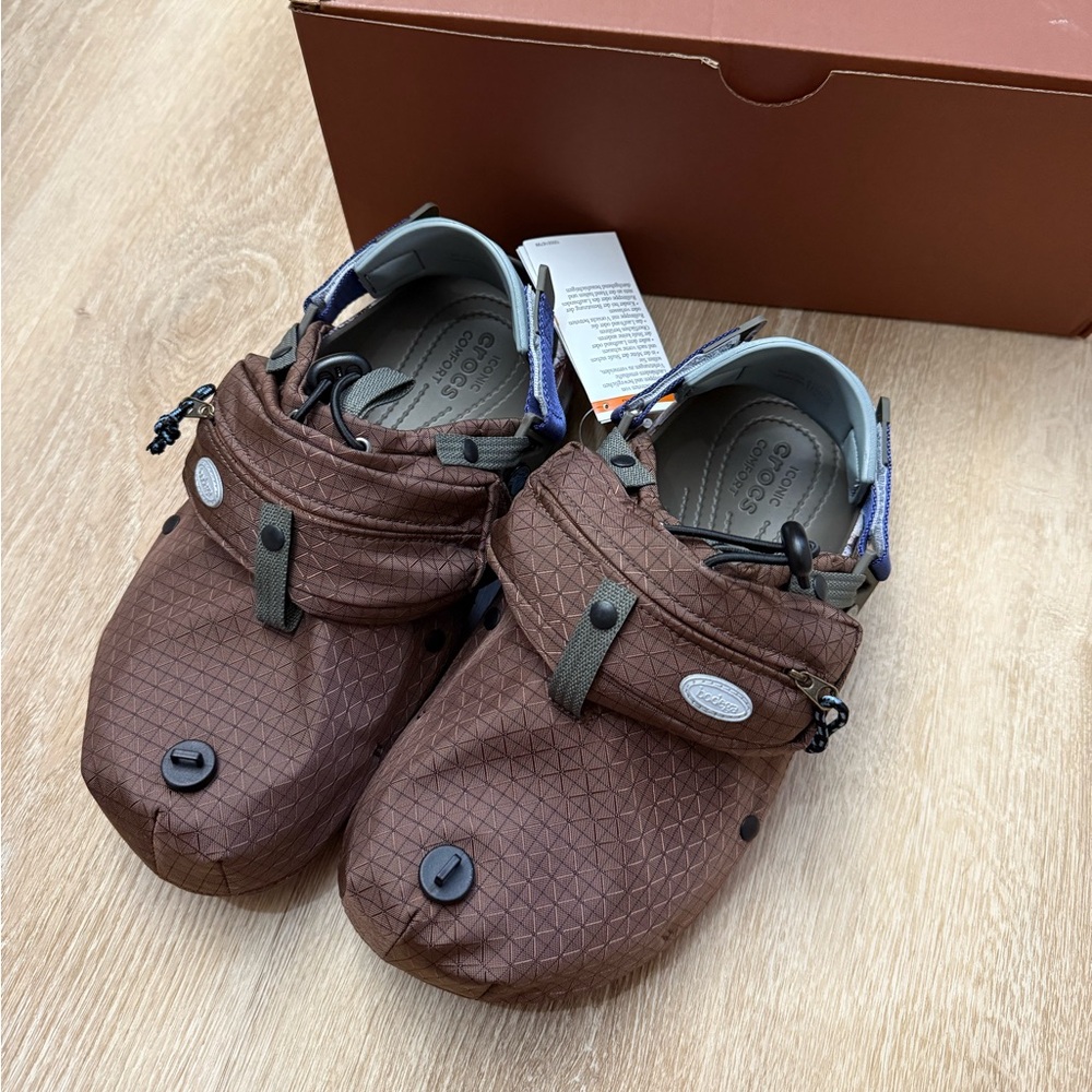 NWT CROCS x BOTEGA CLASSIC ALL-TERRAIN CLOG Size M8 / W10 chocolate - Picture 2 of 9